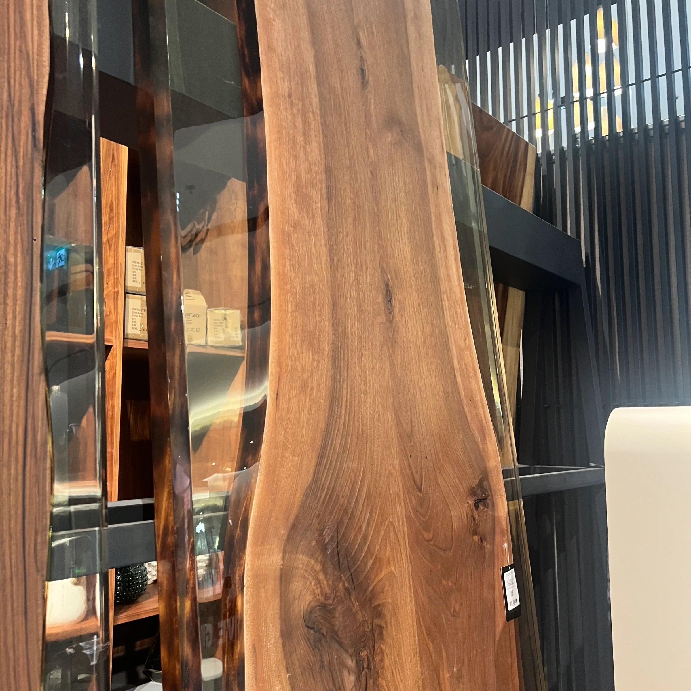 AS IS - 350X100 Cm Live Edge Resin Dining Table Top San350X100-Nakheel -  DISPLAY ITEM - ebarza Furniture UAE | Shop Modern Furniture in Abu Dhabi & Dubai - مفروشات ايبازرا في الامارات | تسوق اثاث عصري وديكورات مميزة في دبي وابوظبي