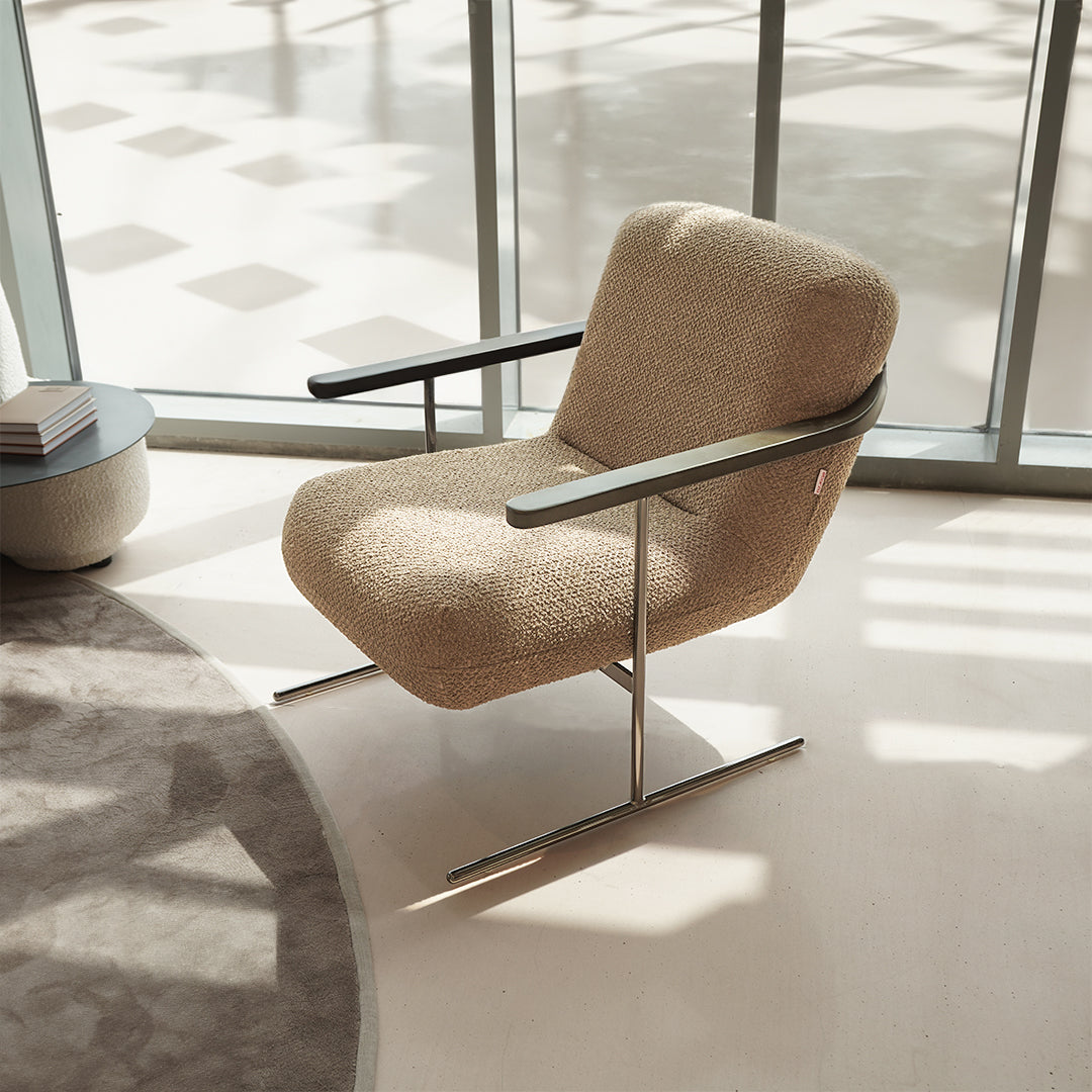 ORCA ARM/LOUNGE CHAIR MES-ARMCHAIR002 -  Armchairs - ebarza Furniture UAE | Shop Modern Furniture in Abu Dhabi & Dubai - مفروشات ايبازرا في الامارات | تسوق اثاث عصري وديكورات مميزة في دبي وابوظبي