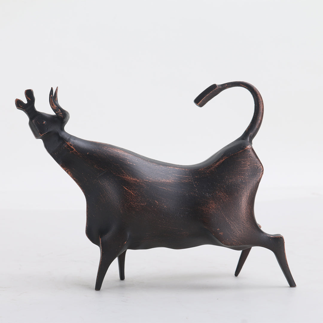 Bull Sculpture KA3067B -  Home Decor Figurines - ebarza Furniture UAE | Shop Modern Furniture in Abu Dhabi & Dubai - مفروشات ايبازرا في الامارات | تسوق اثاث عصري وديكورات مميزة في دبي وابوظبي