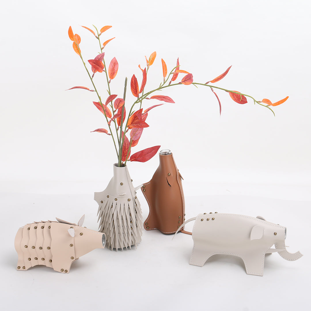 Elephant Vase/Sculpture KB3022 -  Vases - ebarza Furniture UAE | Shop Modern Furniture in Abu Dhabi & Dubai - مفروشات ايبازرا في الامارات | تسوق اثاث عصري وديكورات مميزة في دبي وابوظبي