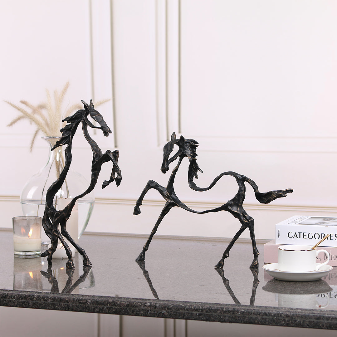 Hollow Horse KA3096 -  Home Decor Figurines - ebarza Furniture UAE | Shop Modern Furniture in Abu Dhabi & Dubai - مفروشات ايبازرا في الامارات | تسوق اثاث عصري وديكورات مميزة في دبي وابوظبي