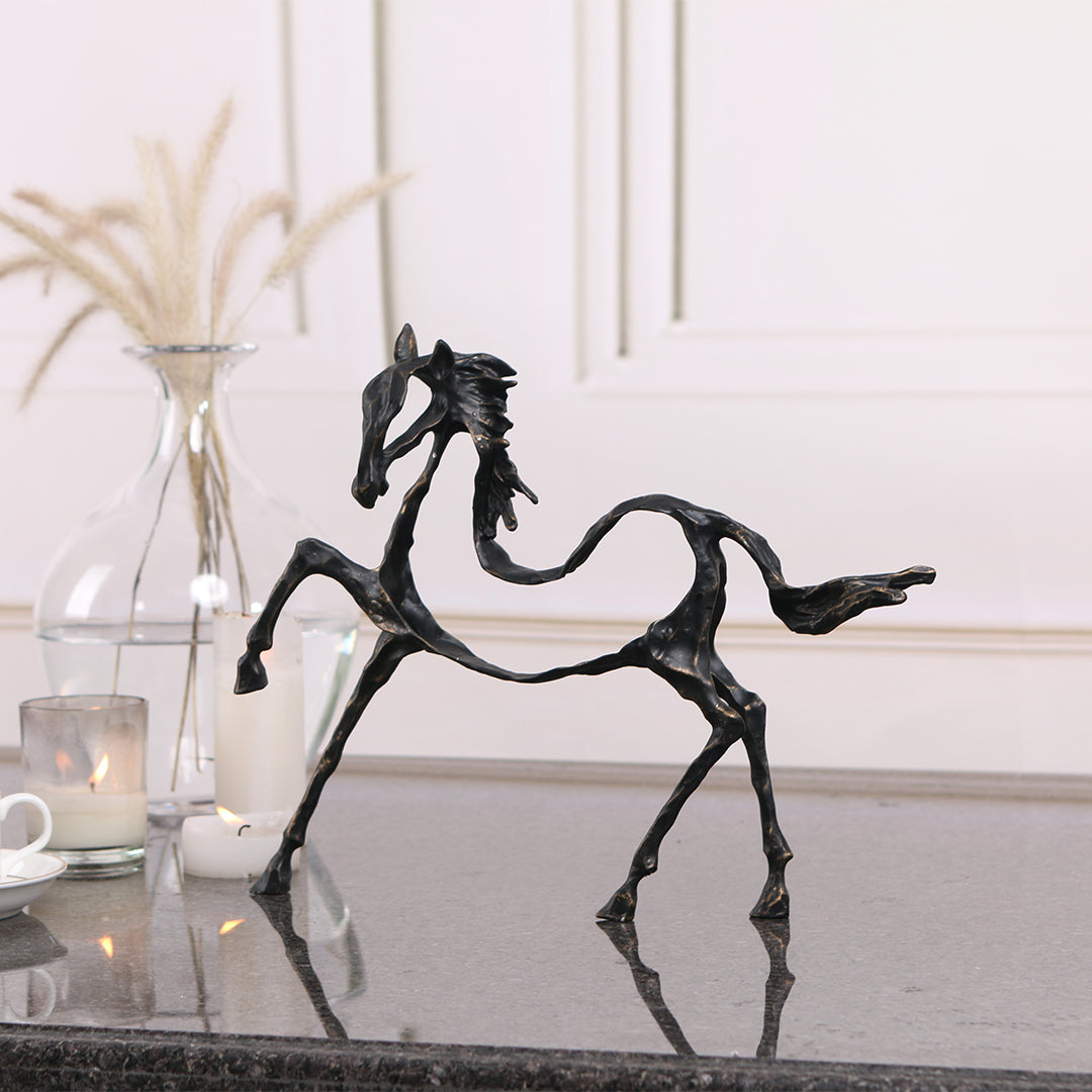 Hollow Horse KA3096 -  Home Decor Figurines - ebarza Furniture UAE | Shop Modern Furniture in Abu Dhabi & Dubai - مفروشات ايبازرا في الامارات | تسوق اثاث عصري وديكورات مميزة في دبي وابوظبي