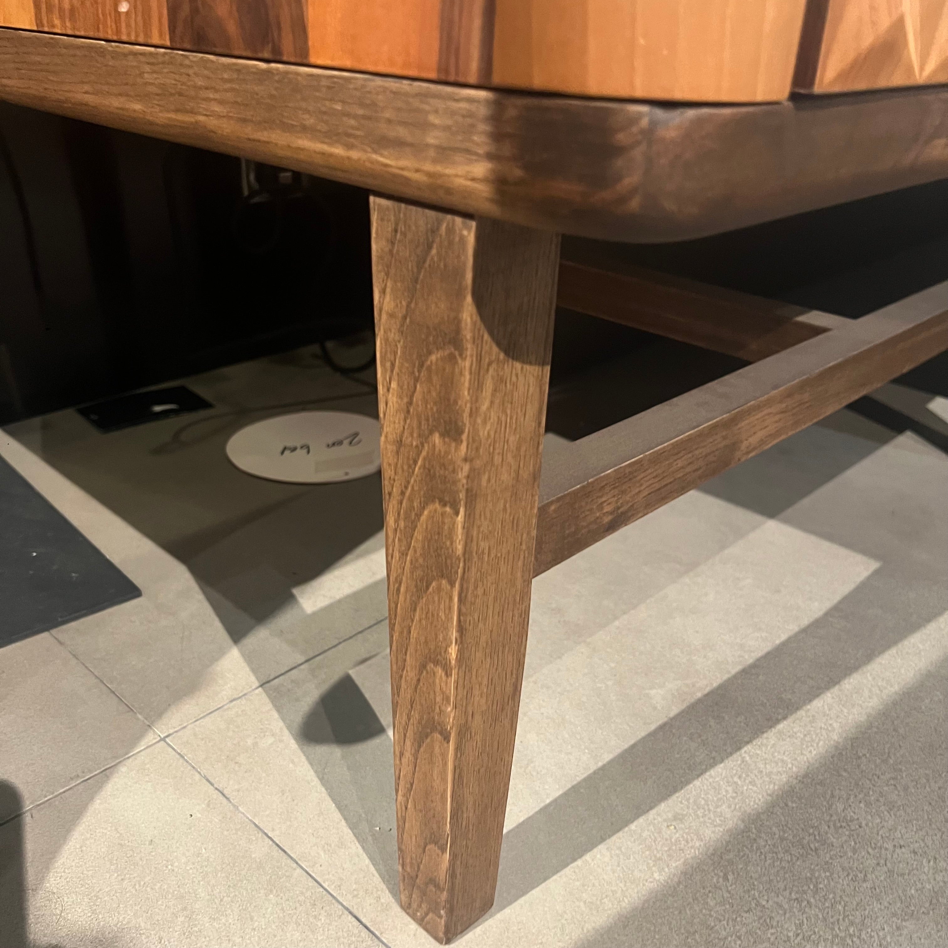 قطعة من المعرض - طاولتين جانبية زن Zen001-Sidetable-Nakheel