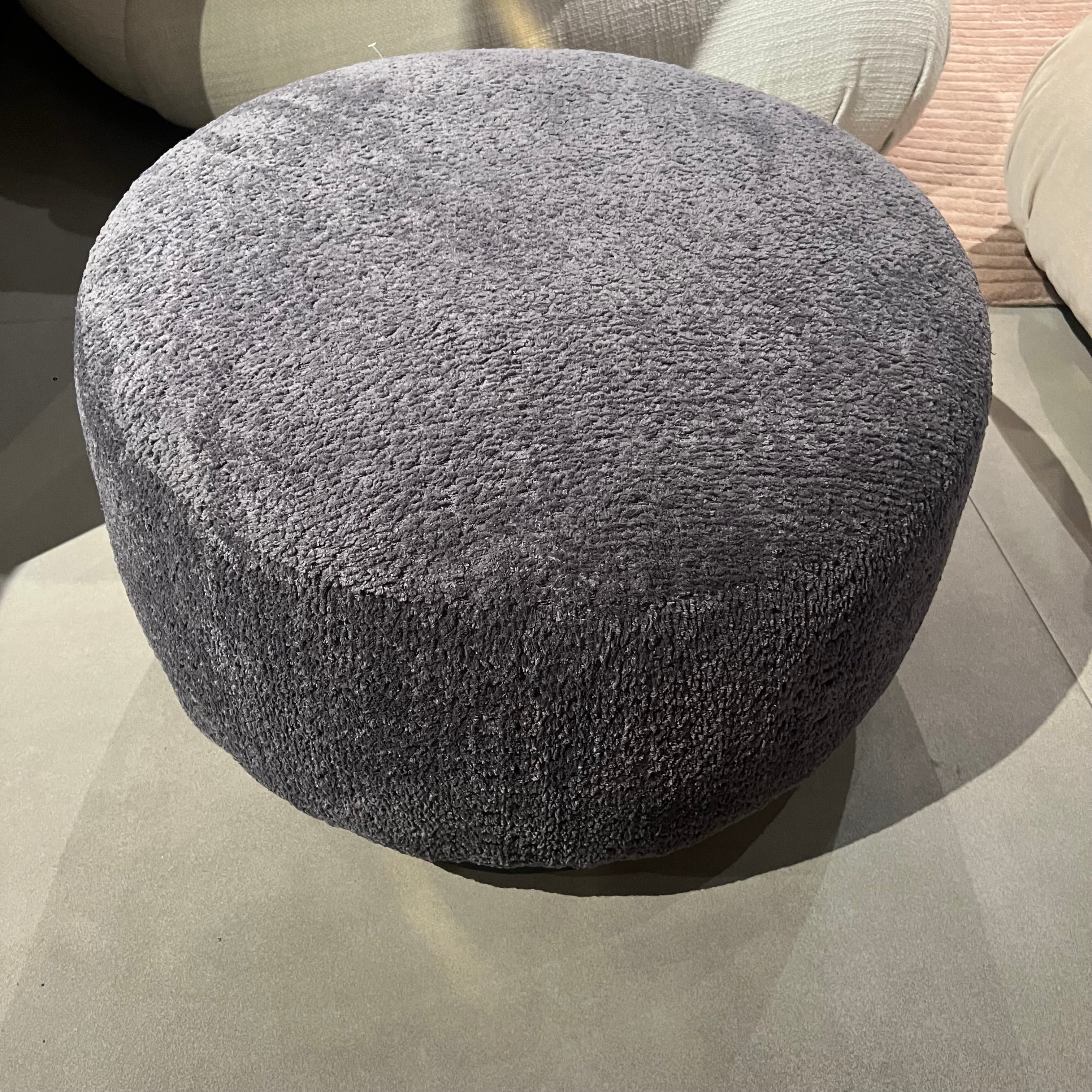 Display Item - Crown Pouf Gray SBRN-CRNPUFG Nakheel