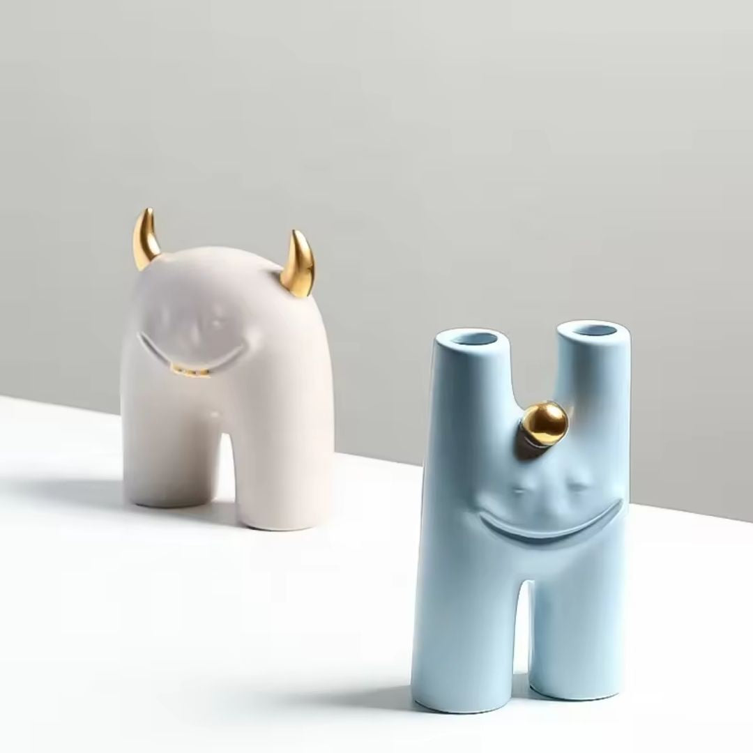 Little strange N FF-D23056 -  Home Decor Figurines - ebarza Furniture UAE | Shop Modern Furniture in Abu Dhabi & Dubai - مفروشات ايبازرا في الامارات | تسوق اثاث عصري وديكورات مميزة في دبي وابوظبي