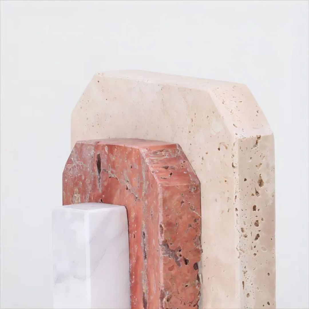 Natural Harmony: Stone Bookends for Timeless Shelf Styling KH3006 -  Bookends | حامل مجلات باللون الرمادي والتيتانيوم الذهبي - ebarza Furniture UAE | Shop Modern Furniture in Abu Dhabi & Dubai - مفروشات ايبازرا في الامارات | تسوق اثاث عصري وديكورات مميزة في دبي وابوظبي