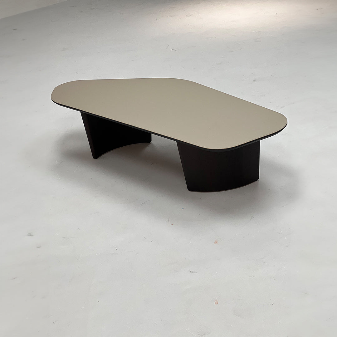 Smoky Saddle Leather Coffee table JK-D52 -  Coffee Tables - ebarza Furniture UAE | Shop Modern Furniture in Abu Dhabi & Dubai - مفروشات ايبازرا في الامارات | تسوق اثاث عصري وديكورات مميزة في دبي وابوظبي