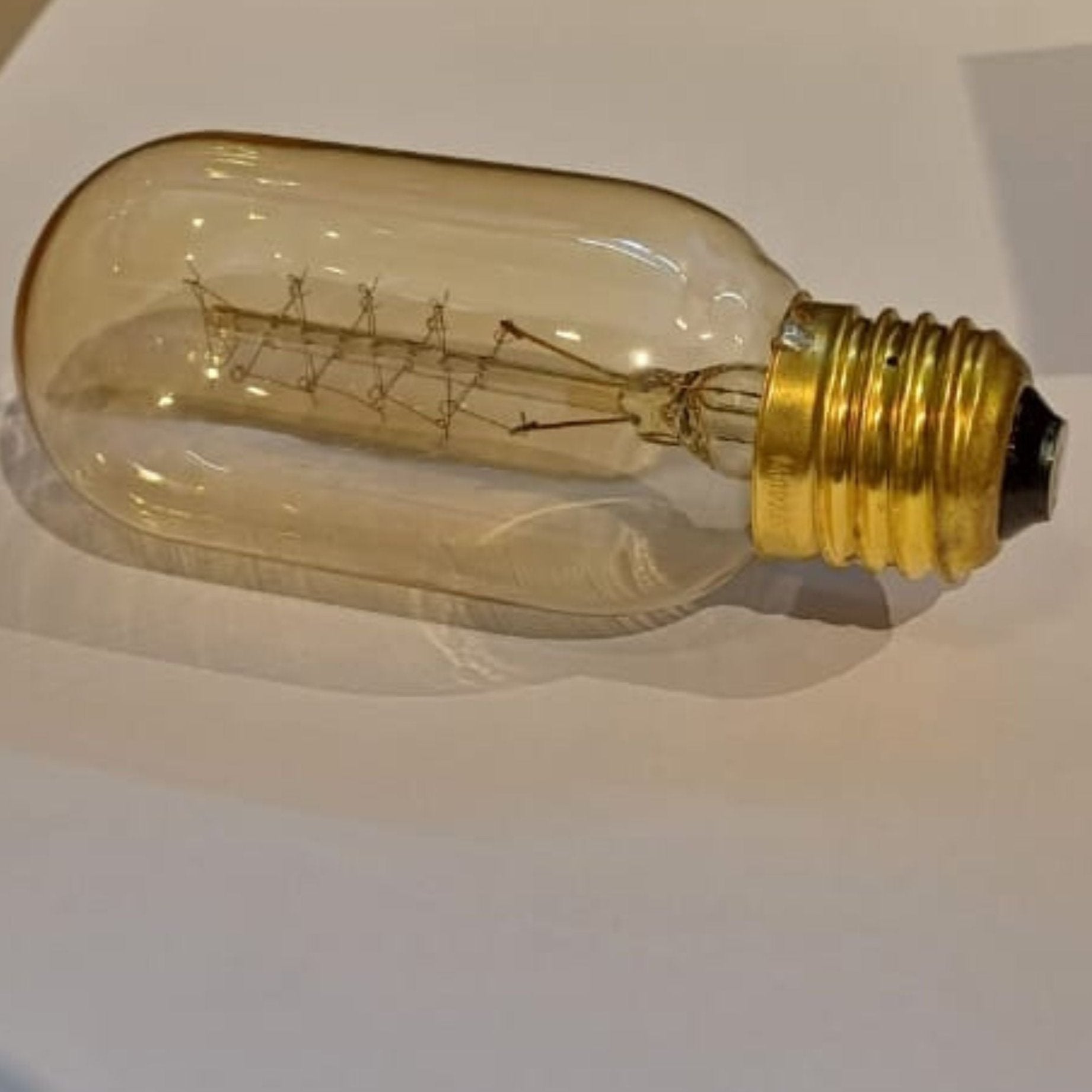 Led E27 EDISON Vintage T45 S 40W E27 EDISON - Amber -  Bulbs - ebarza Furniture UAE | Shop Modern Furniture in Abu Dhabi & Dubai - مفروشات ايبازرا في الامارات | تسوق اثاث عصري وديكورات مميزة في دبي وابوظبي