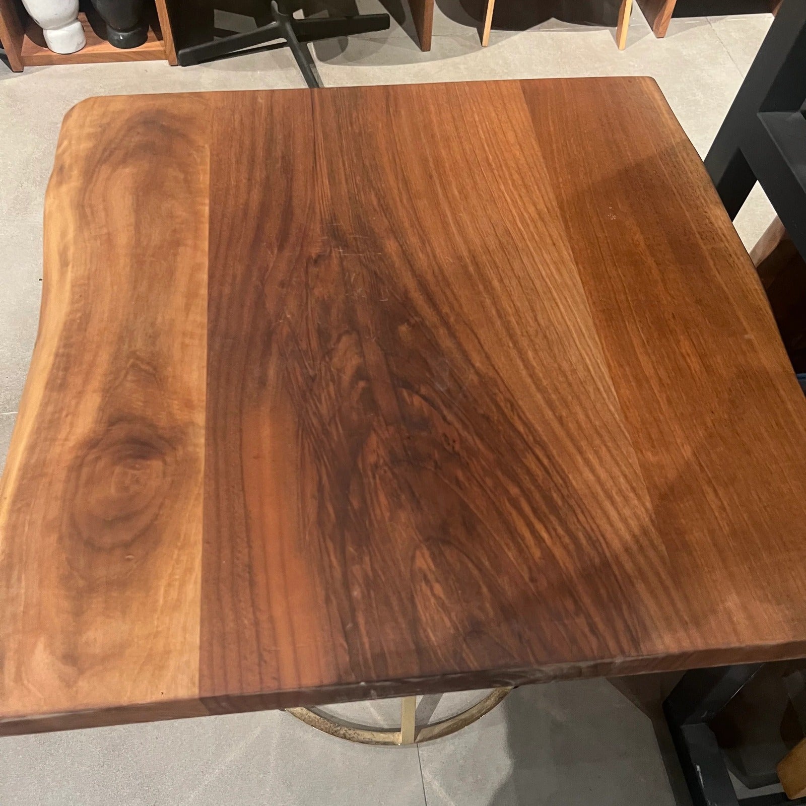 AS IS - 70X70 Cm Live Edge Dining Table Top Sanc70X70-Nakheel -  DISPLAY ITEM - ebarza Furniture UAE | Shop Modern Furniture in Abu Dhabi & Dubai - مفروشات ايبازرا في الامارات | تسوق اثاث عصري وديكورات مميزة في دبي وابوظبي