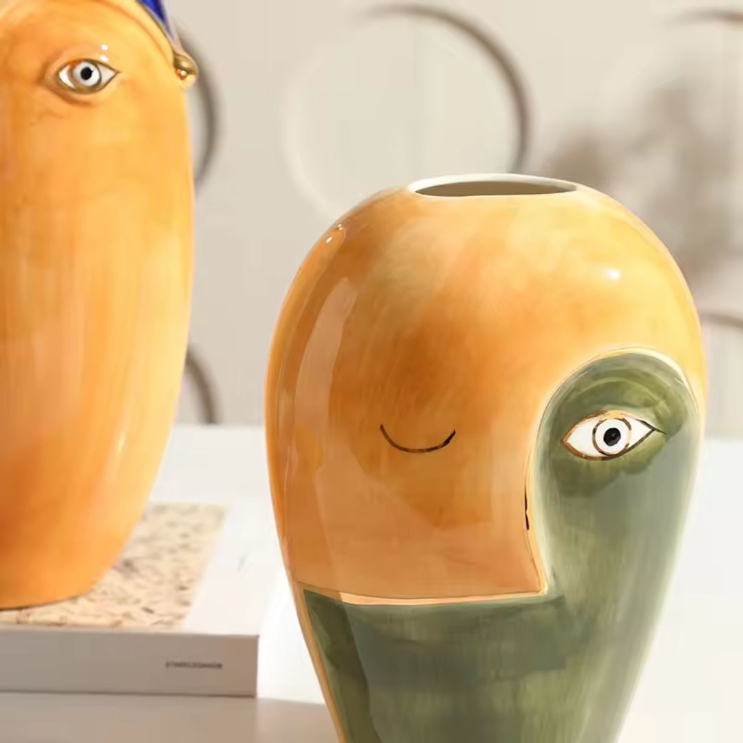 Wisdom Eye Vase-B  FD-D24051B -  Vases - ebarza Furniture UAE | Shop Modern Furniture in Abu Dhabi & Dubai - مفروشات ايبازرا في الامارات | تسوق اثاث عصري وديكورات مميزة في دبي وابوظبي