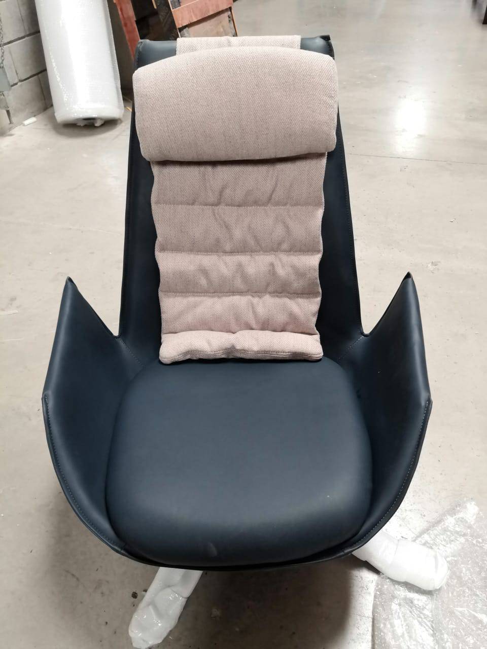 Used swivel deals chairs