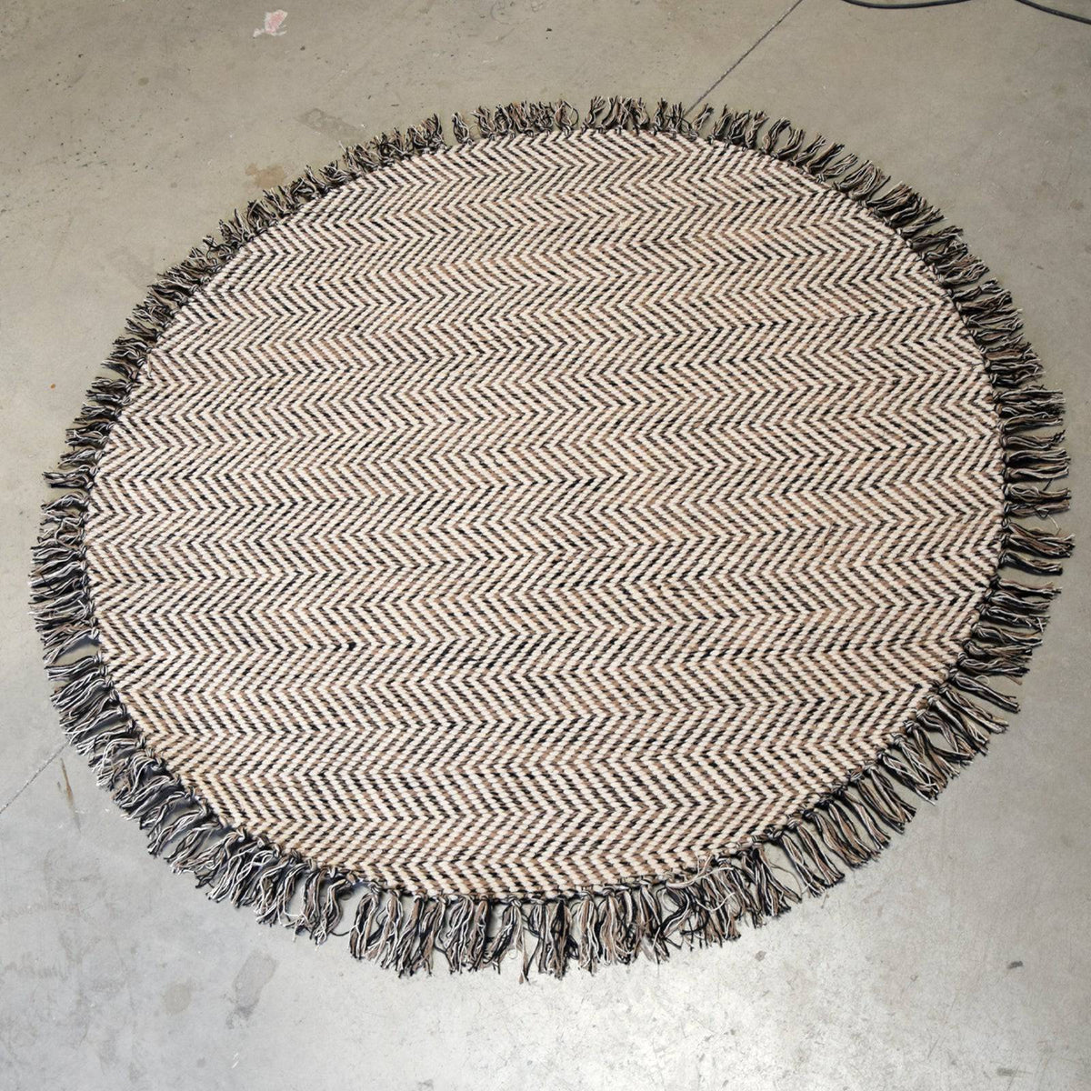 Buy D150 Cm Braided Round Handmade Wool Rug Jh-2350-L